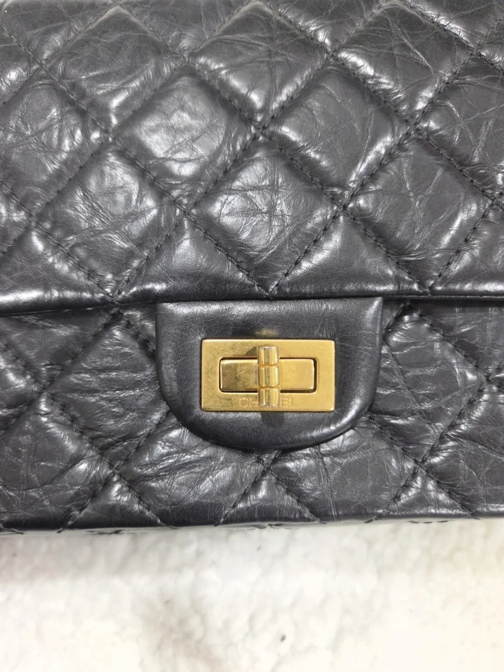 CHANEL gorgeous reissue